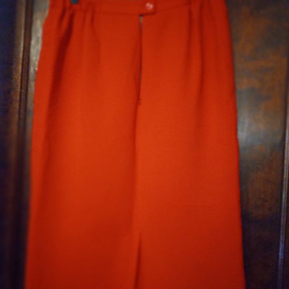 CHURCH/WORKFLOW!!  2-piece red skirt suit with split on blazer in skirt - Picture 2 of 7